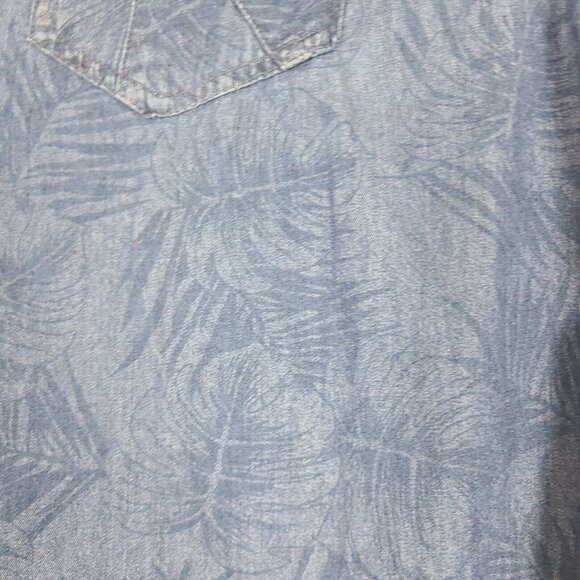 Triple Five Soul Blue Floral Pattern Button Down Short Sleeve Shirt Size Medium‎ - Picture 2 of 12